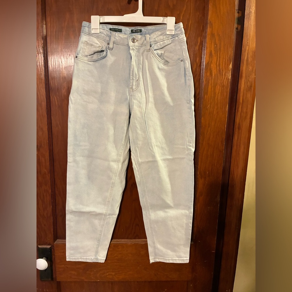 Wild Fable Light Blue Super High-Rise Tapered Women's Jeans